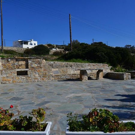 George Farmhouse Chrousa Exterior foto